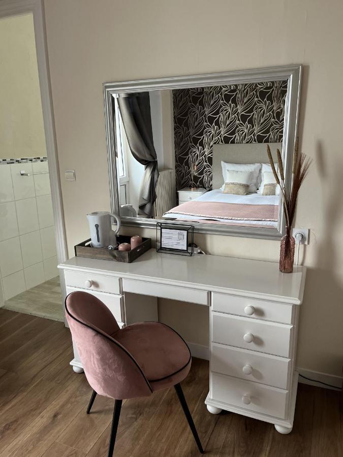La Maison De Louisette Le Faouët Habitación foto