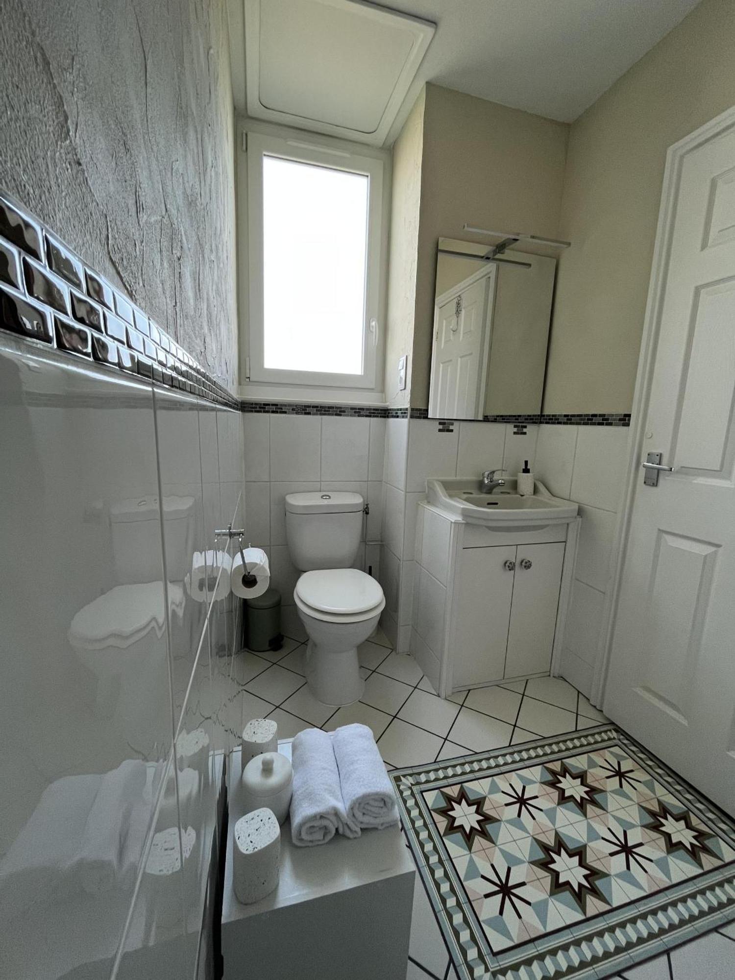 La Maison De Louisette Le Faouët Habitación foto